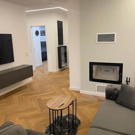 Neubau Apartment Mit Kamin Und Terrasse In Premium Lage Parkplatz Inklusive Билефельд Экстерьер фото